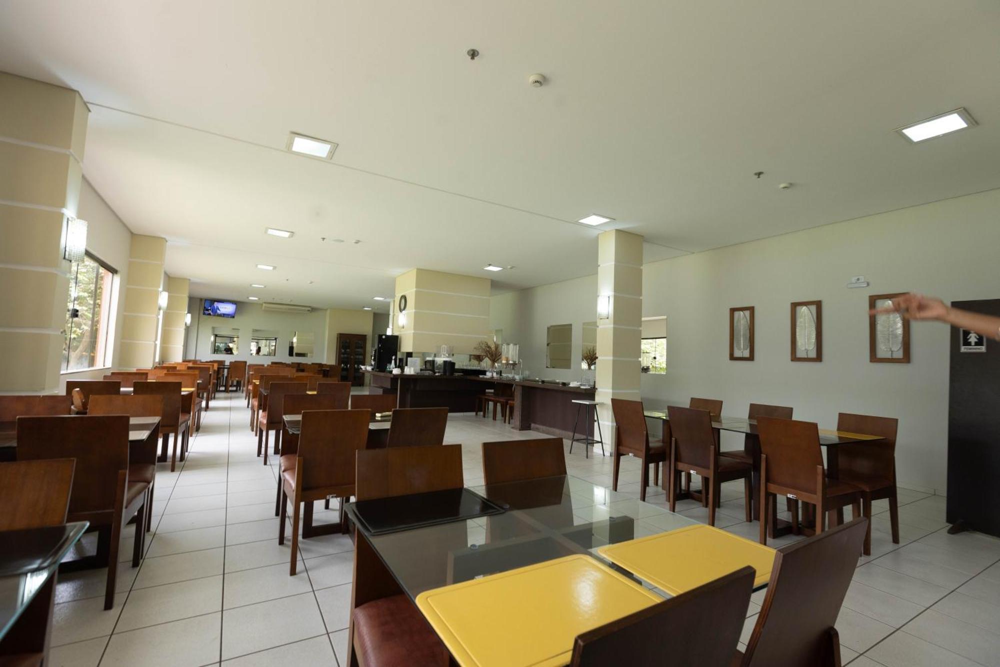 Hits Pantanal Hotel Aeroporto Várzea Grande Exteriér fotografie